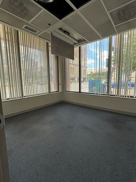 More Photos Of 8 E Galena Blvd, Aurora Office For Sale