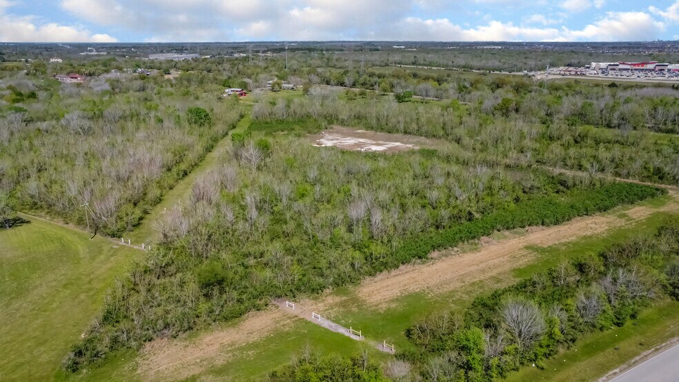 More Photos Of Hwy 288 hwy, Rosharon Land For Sale