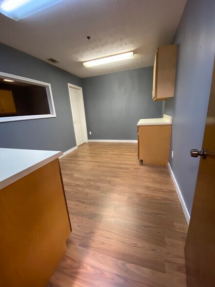 More Photos Of 4352 Canton Hwy, Cumming Warehouse For Sale
