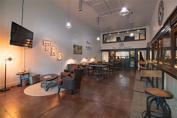 More Photos Of 7451 Monterey St, Gilroy Storefront Retail Office For Sale