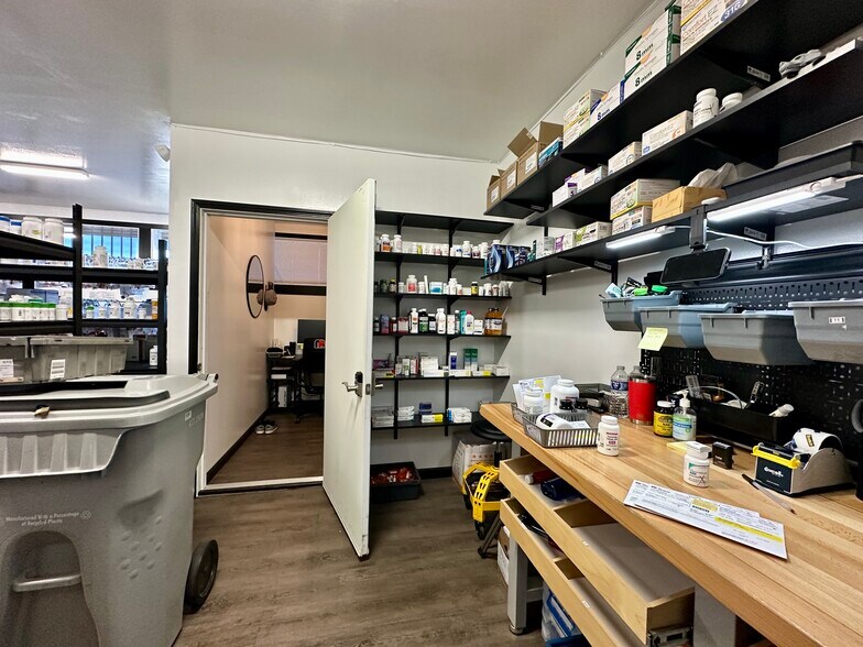 More Photos Of 4979 Olivehurst Ave, Olivehurst General Retail For Sale