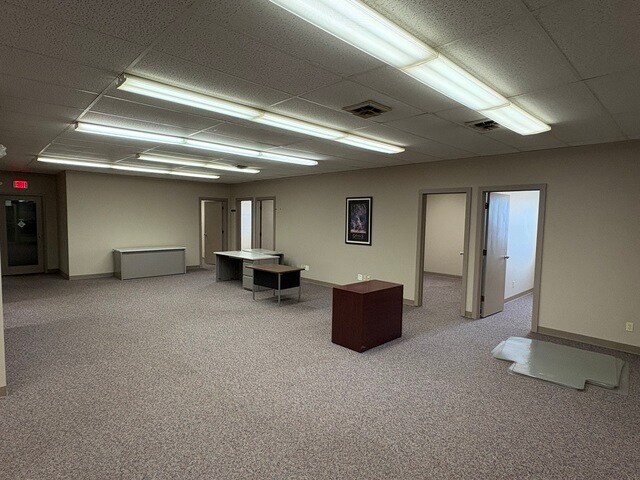 More Photos Of 1605 W Court St, Kankakee Office For Lease