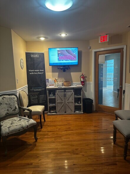 More Photos Of 599 Shore Rd, Somers Point Medical For Lease