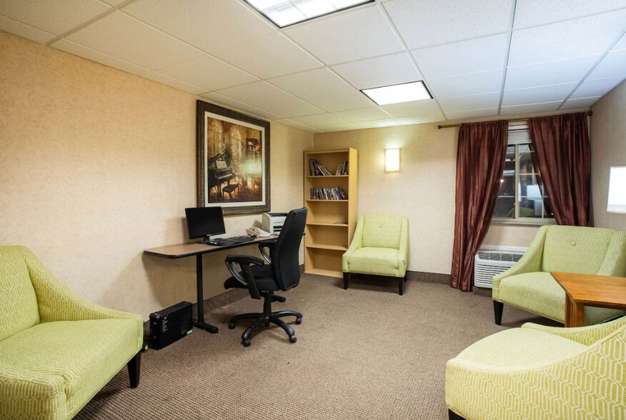 More Photos Of 6875 Space Village Ave, Colorado Springs Hotel For Sale