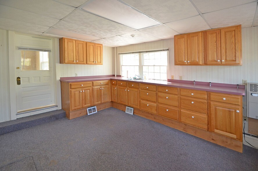 More Photos Of 2650 Dover Center Rd, Westlake Medical For Sale