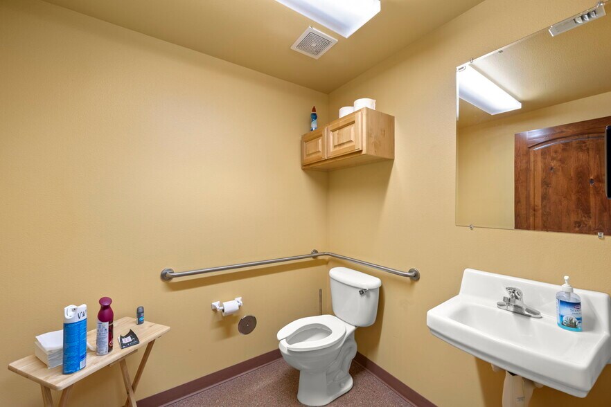 More Photos Of 8052 W Main St, Rathdrum Office Residential For Sale