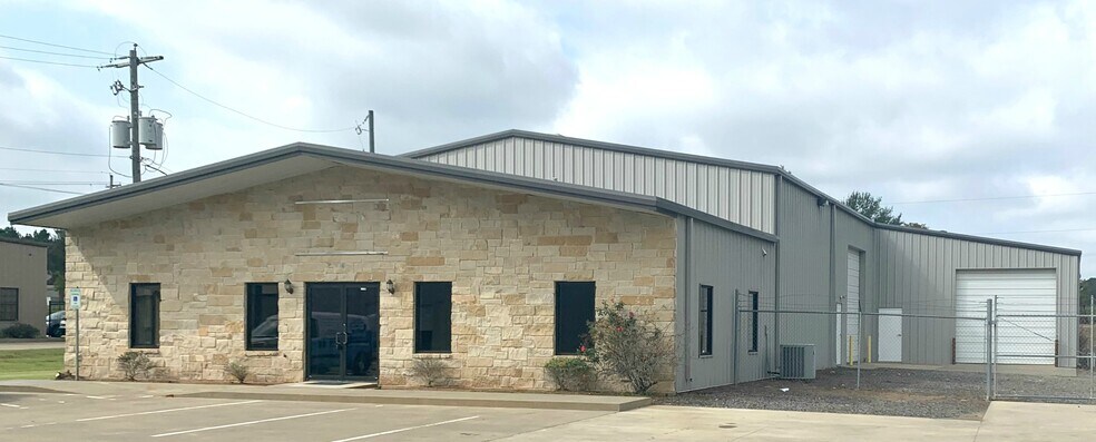 Primary Photo Of 175 Marvin A Smith Rd, Kilgore Warehouse For Lease