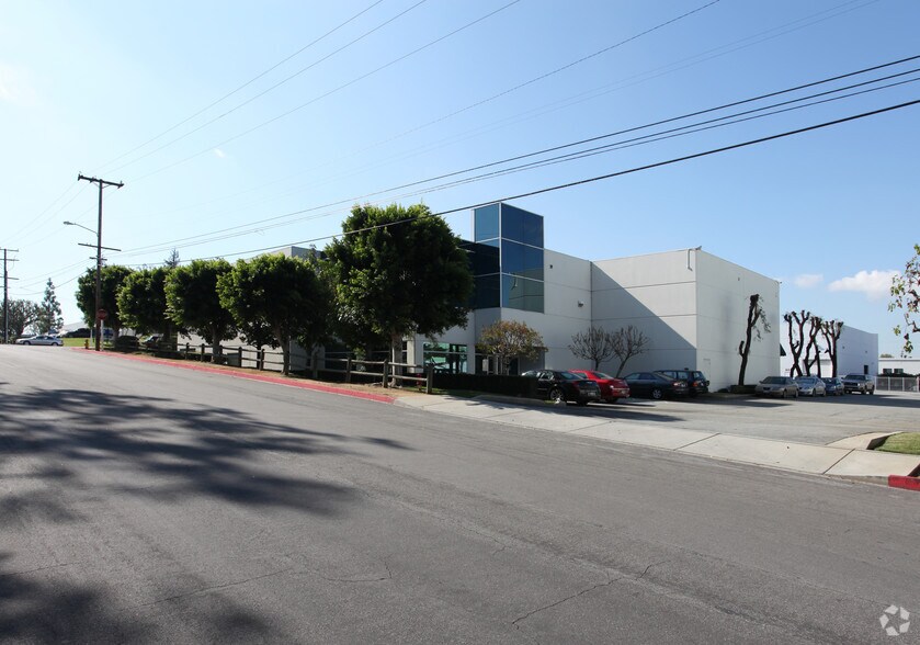Primary Photo Of 957 Lawson St, City of Industry Distribution For Lease