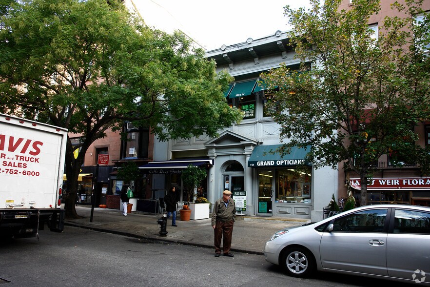 Primary Photo Of 151 Montague St, Brooklyn Storefront Retail Office For Lease