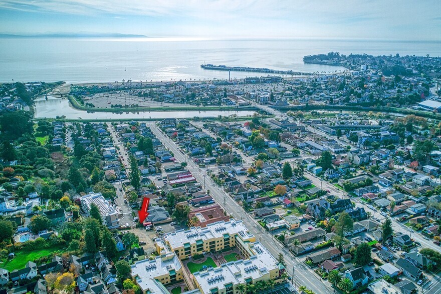 More Photos Of 328 Ocean St, Santa Cruz Apartments For Sale