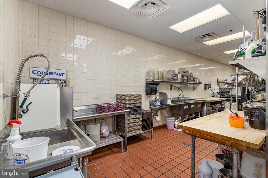 More Photos Of 132 W Main St, Westminster Restaurant For Sale