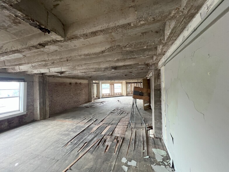 More Photos Of 727 Milam St, Shreveport Apartments For Sale