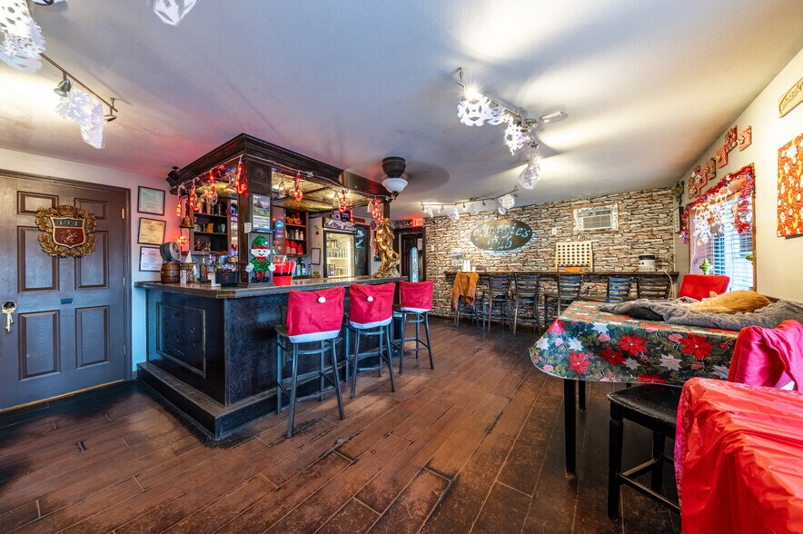 More Photos Of 309 Keller Ave, Fayetteville Storefront Retail Office For Sale