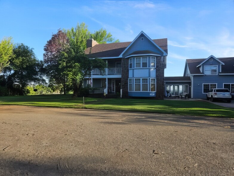 More Photos Of 10580 Dickson Rd, Plymouth Winery Vineyard For Sale