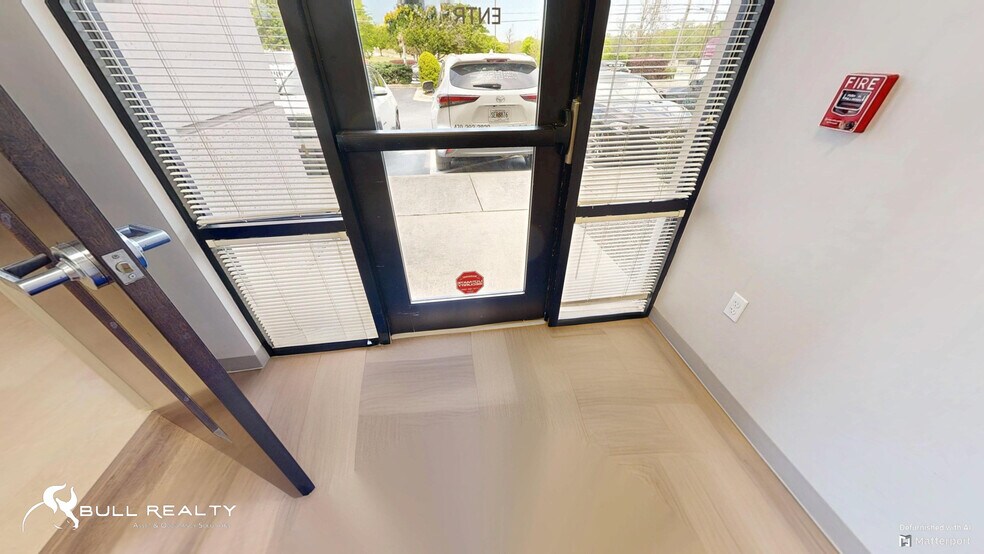 More Photos Of 34 Upper Riverdale Rd, Riverdale Medical For Lease