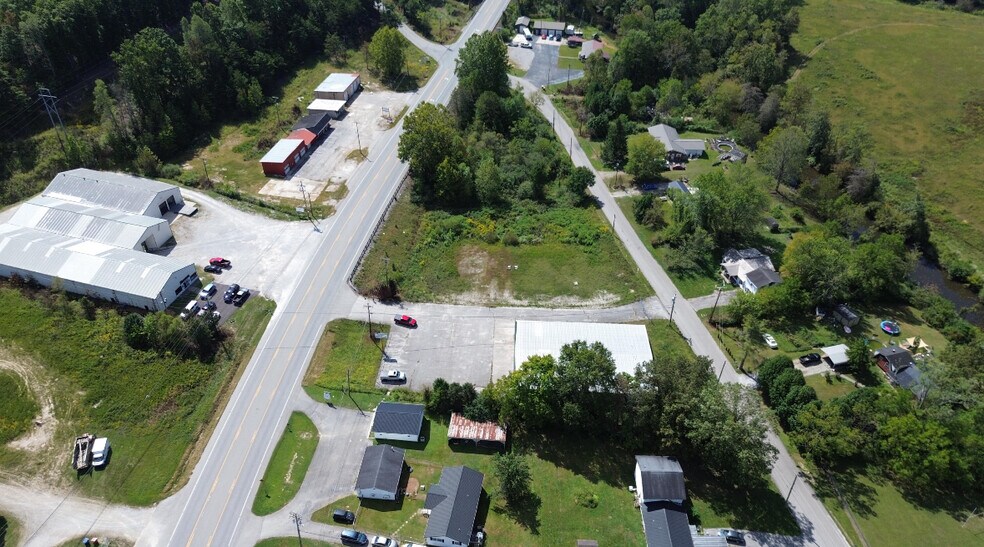 More Photos Of 645 Lily School Rd, Lily General Retail For Sale
