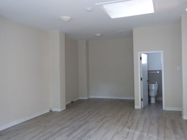 More Photos Of 867 W Evelyn Ave, Mountain View Office For Lease