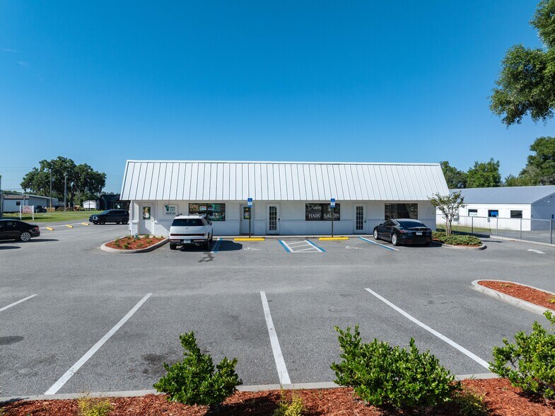 More Photos Of 4134-4136 W US Highway 90, Lake City Freestanding For Sale