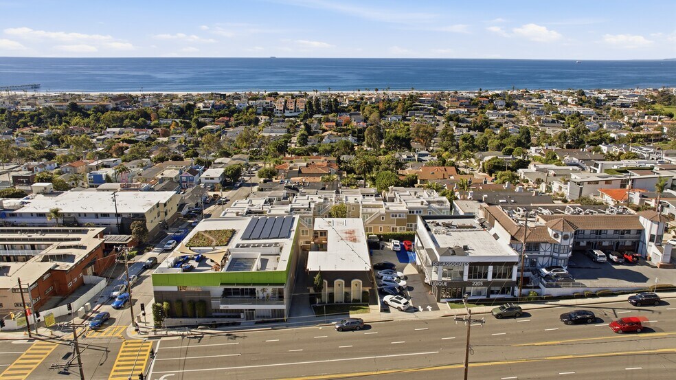 Primary Photo Of 2121 Pacific Coast Hwy, Hermosa Beach Apartments For Sale
