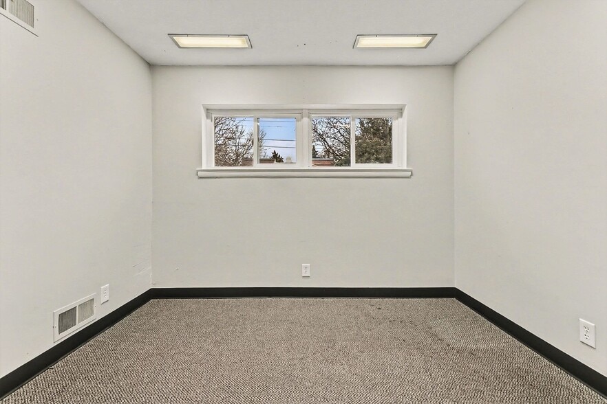 More Photos Of 5519 Northwest Radial Hwy, Omaha Medical For Sale