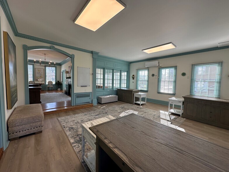 More Photos Of 78 Court St, Freehold Office Residential For Sale