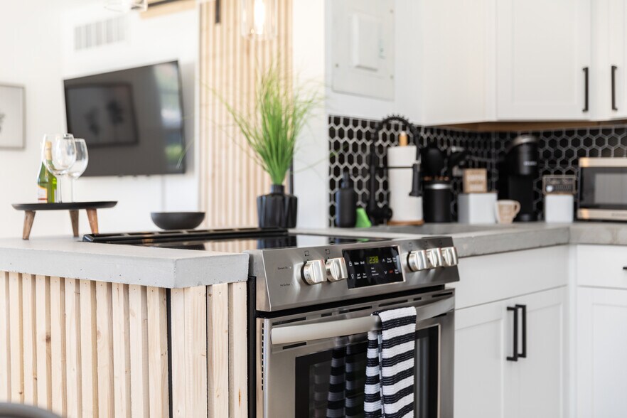 More Photos Of 417 N J St, Lake Worth Beach Apartments For Sale