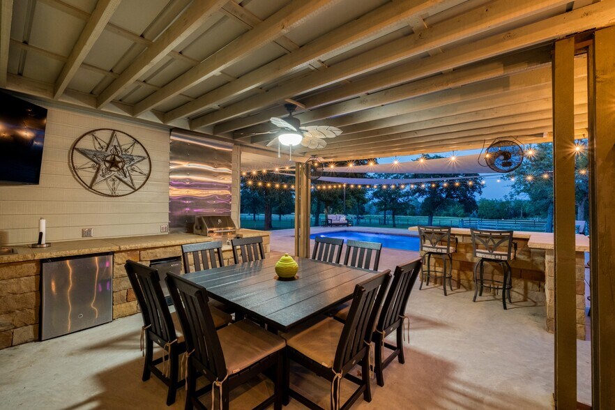 More Photos Of 1474 County Road B, Lexington Specialty For Sale