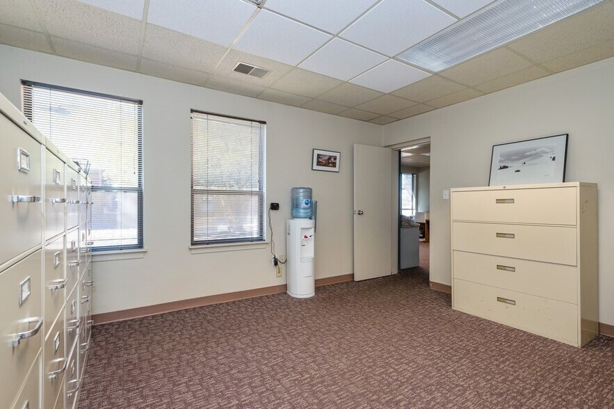 More Photos Of 35-37 Tamarack Cir, Skillman Medical For Lease