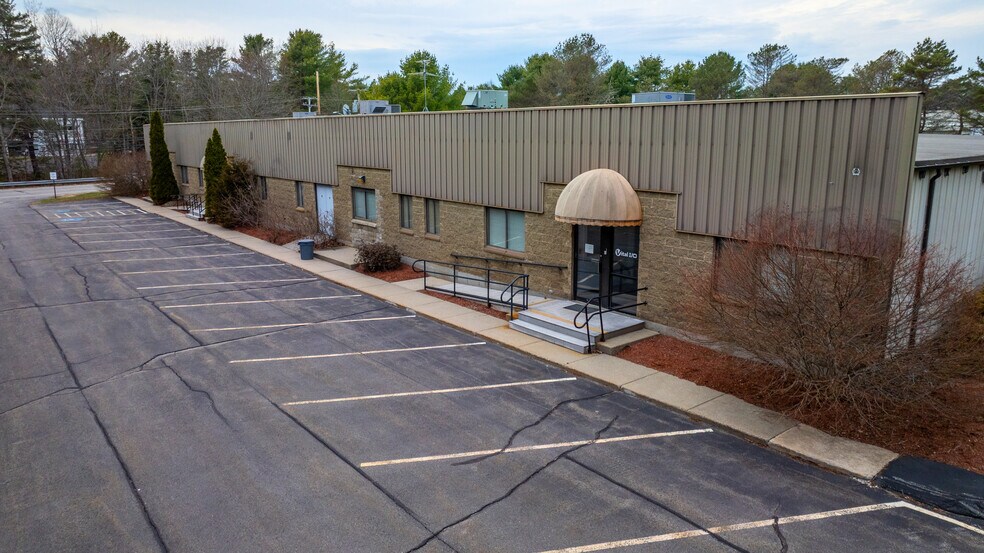 More Photos Of 4 Industrial Pky, Brunswick Manufacturing For Lease