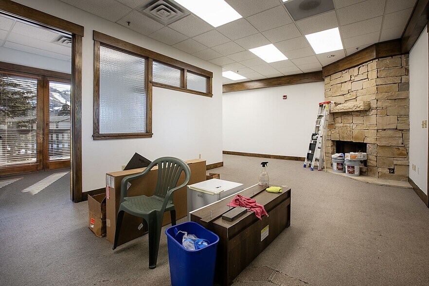 More Photos Of 1245 Deer Valley Dr, Park City Medical For Lease