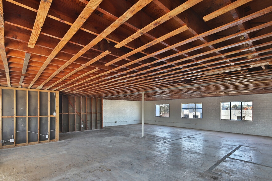 More Photos Of 112 Penn St, El Segundo Warehouse For Sale
