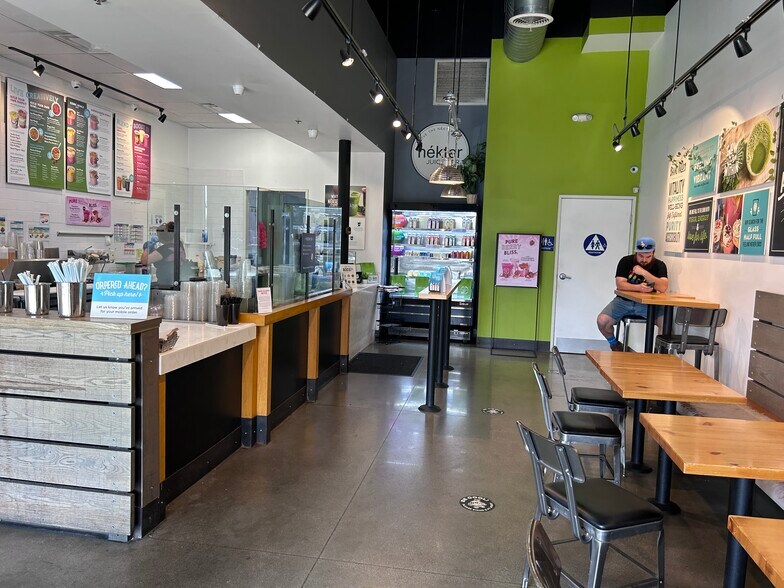 More Photos Of 1034 W Gladstone St, San Dimas Restaurant For Lease