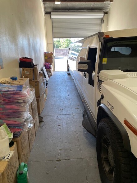 More Photos Of 216 I St, Patterson Flex For Lease