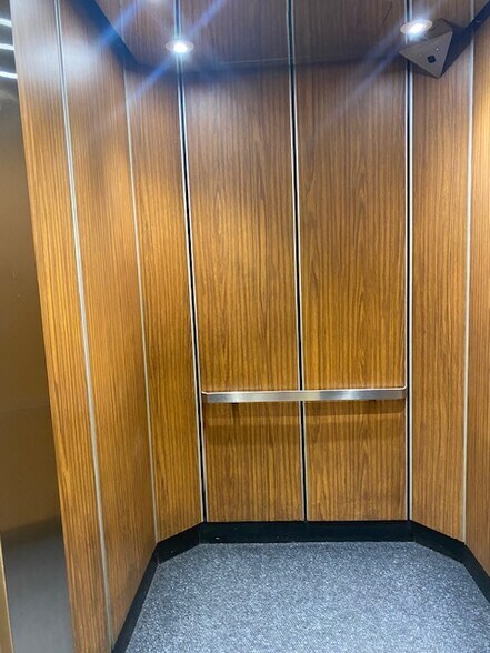 More Photos Of 12 E 46th St, New York Office For Lease