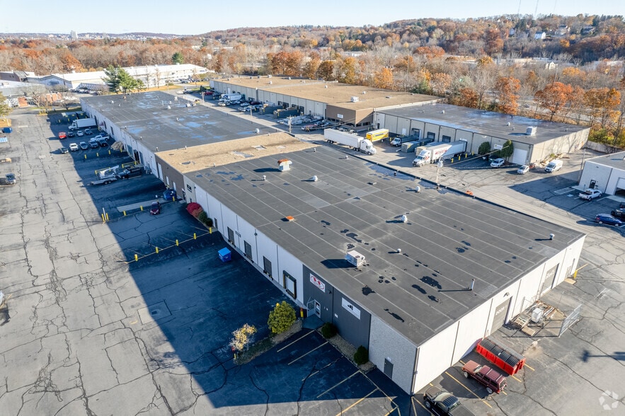 More Photos Of 36 Sword St, Auburn Warehouse For Lease