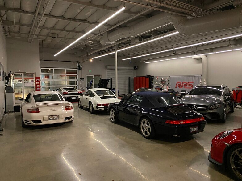 More Photos Of 521 Charcot Ave, San Jose Showroom For Sale