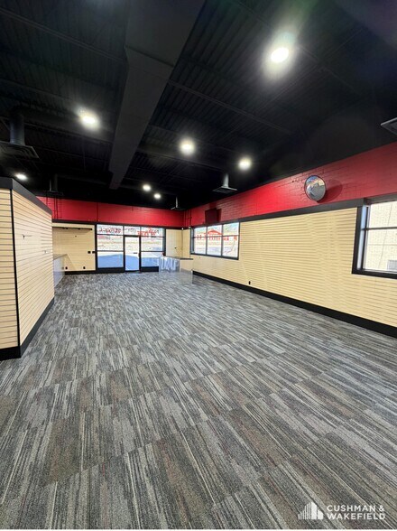 More Photos Of 5924 S College Ave, Fort Collins Freestanding For Lease