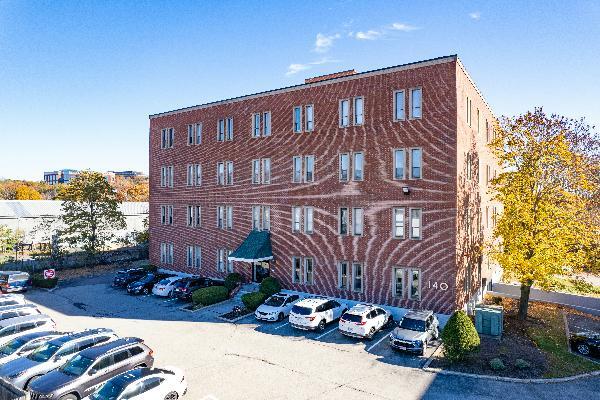 More Photos Of 140 Wood Rd, Braintree Office For Lease