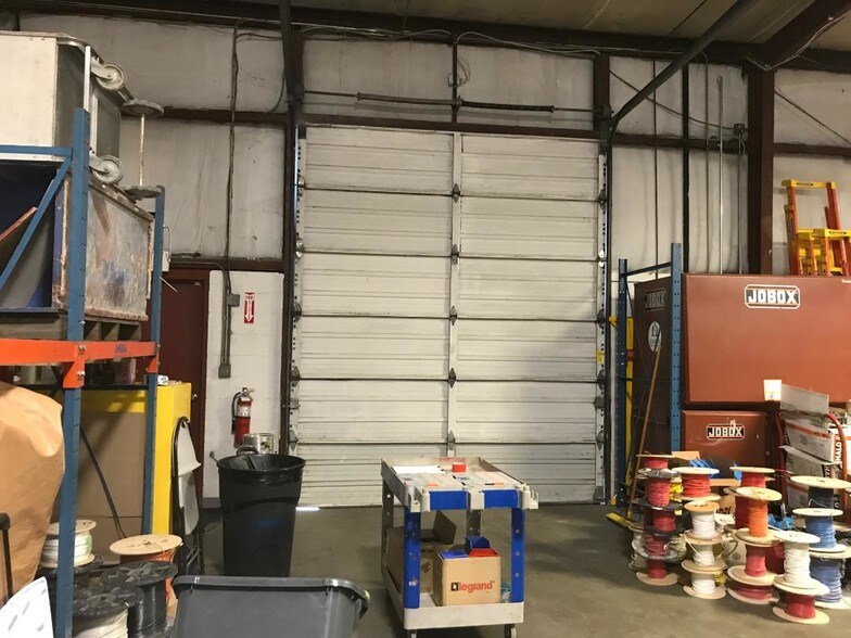 More Photos Of 201-207 Omohundro Pl, Nashville Industrial For Sale