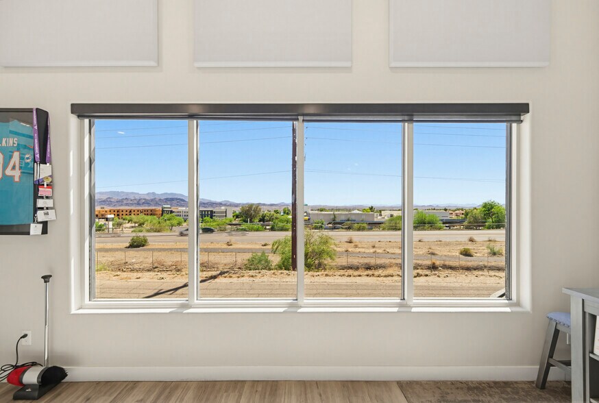 More Photos Of 349 Lake Havasu Ave S, Lake Havasu City Office For Sale