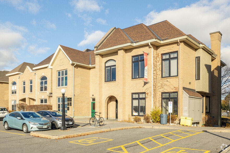 More Photos Of 92 Centrepointe Dr, Ottawa Office For Lease