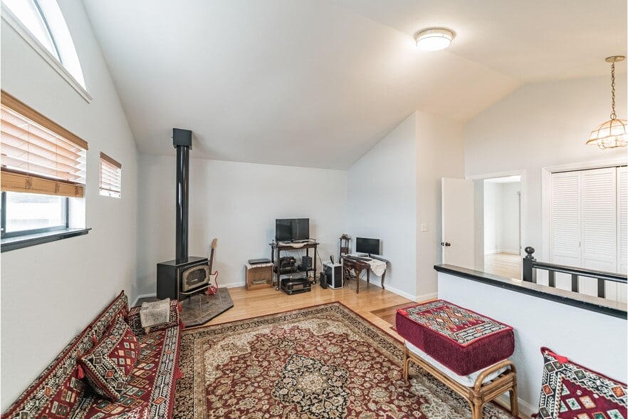 More Photos Of 419 Harvey Pl, Pacifica Apartments For Sale