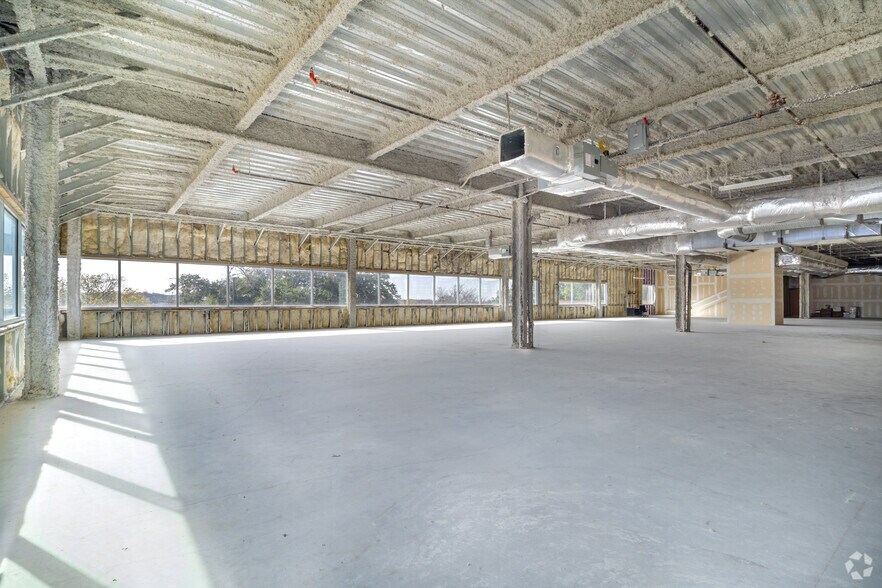 More Photos Of 5131 Medical Dr, San Antonio Medical For Lease