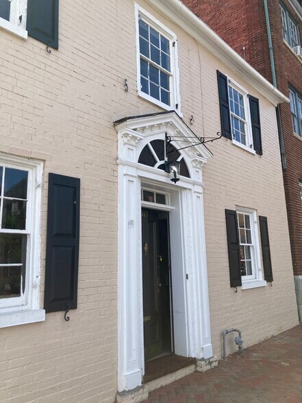 More Photos Of 113 N Foushee St, Richmond Office For Sale