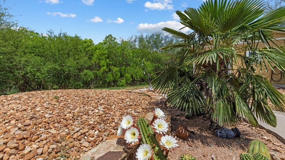More Photos Of 1911 Wald Rd, New Braunfels Manufactured Housing Mobile Home Park For Sale