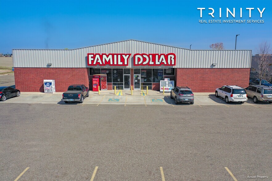 Primary Photo Of 411 E Main St, Tuttle Freestanding For Sale