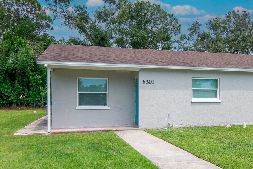 More Photos Of , Bradenton Multifamily For Sale