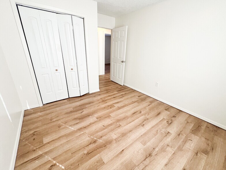 More Photos Of 900 Scurry St, Big Spring Apartments For Sale