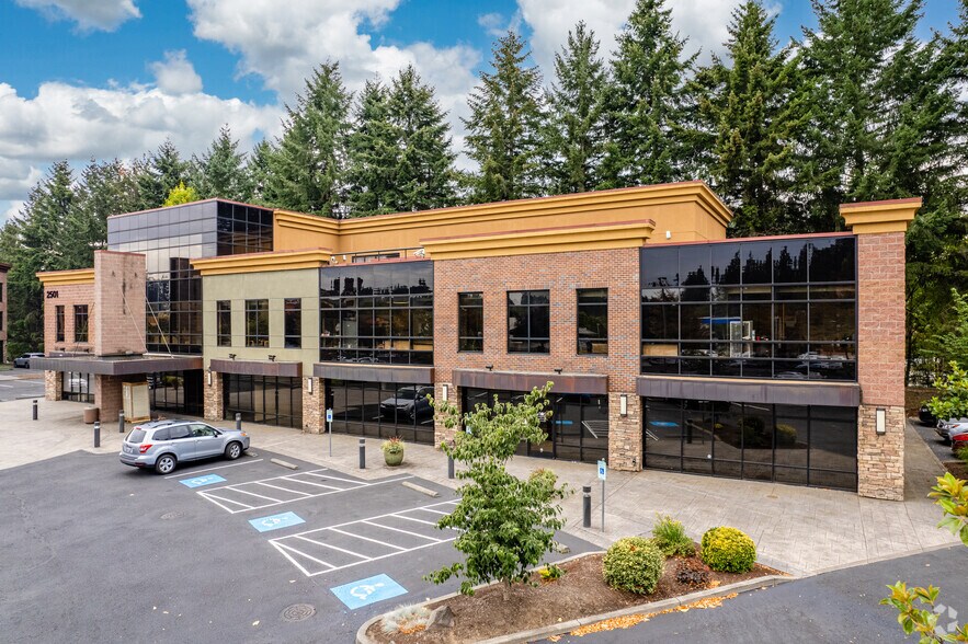 More Photos Of 2501 NE 134th St, Vancouver Unknown For Lease