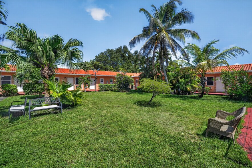 More Photos Of 140 SW 30th Ct, Miami Apartments For Sale